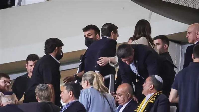 صاروخ يمني يُربك نهائي "كأس الدولة" الإسرائيلي ويجبر الرئيس الإسرائيلي على مغادرة الملعب