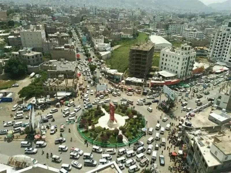 أموال حوثية مقابل معلومات.. تصاعد الغضب الشعبي في إب بعد هجوم مسلح على نقطة عسكرية