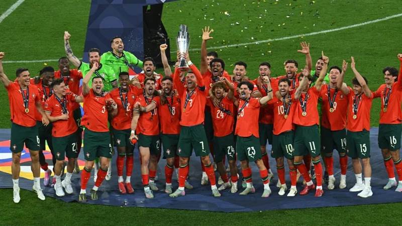 عاجل :البرتغال تُسقط إسبانيا بركلات الترجيح وتُتوّج بلقب دوري الأمم الأوروبية 2025