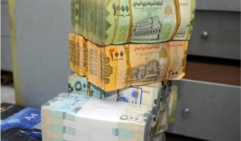 استقرار نسبي في أسعار صرف العملات الأجنبية في عدن اليوم الإثنين