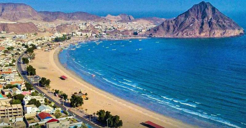 حرس السواحل يطلق حملة تحذيرية في شواطئ عدن
