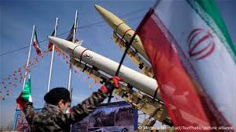 ايران تعلن عن مقتل قائدين بارزين بالحرس الثوري وإسرائيل تعلن اغتيال 9 علماء إيرانيين