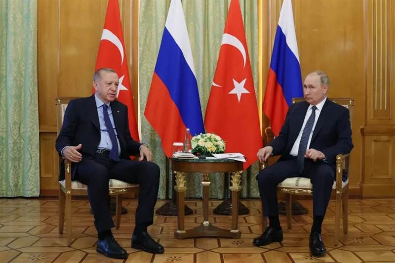 أردوغان وبوتين يدعوان إلى وقف التصعيد بين إيران وإسرائيل والحل السلمي للملف النووي