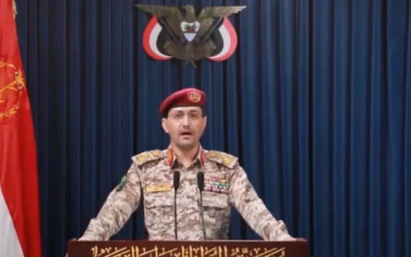 الحوثيون يهددون باستهداف السفن الأمريكية في البحر الأحمر حال تدخل واشنطن ضد إيران