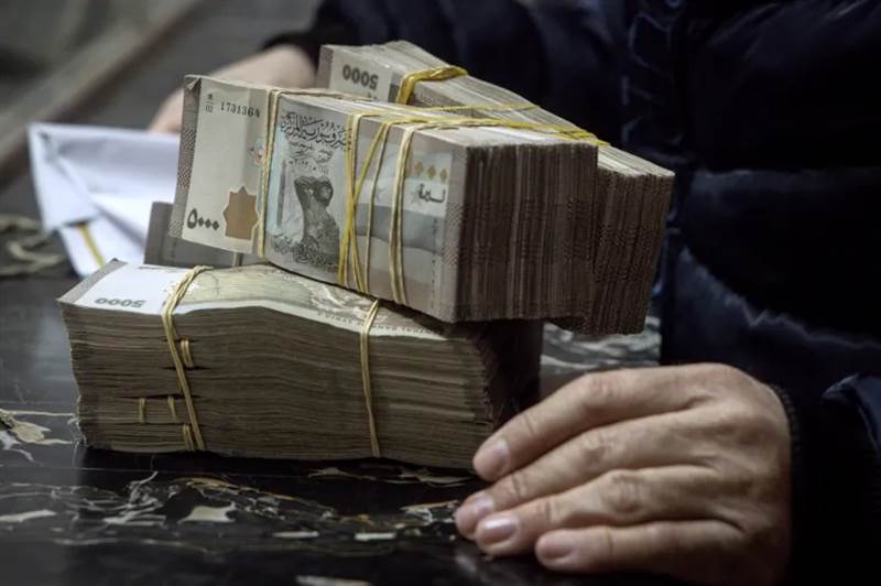الرئيس السوري يرفع رواتب الموظفين والمتقاعدين بنسبة 200%.. ودعم خليجي للاقتصاد