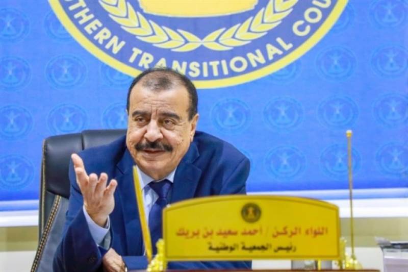 قيادي في المجلس الإنتقالي : أدعو وزراء الإنتقالي للإنسحاب من الحكومة اذا لم يحققوا تطلعات الجنوبيين