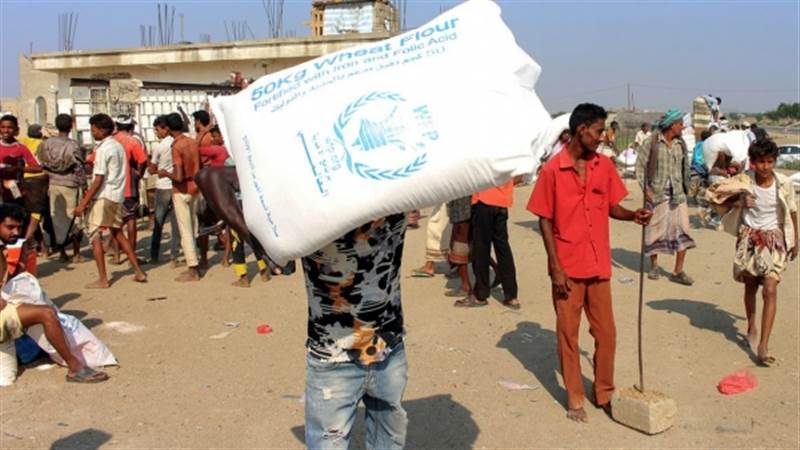 تقرير دولي يحذر: ملايين اليمنيين مهددون بانقطاع المساعدات الغذائية