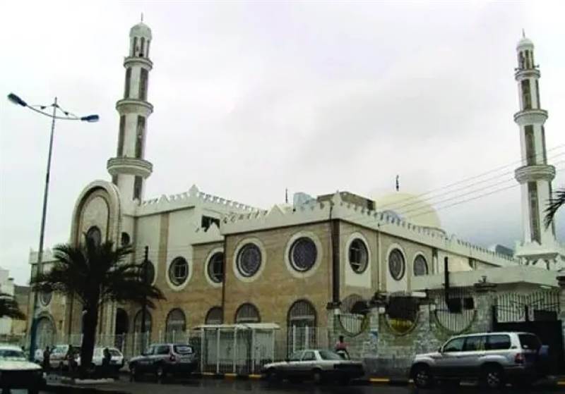 بيان لإدارة أمن عدن  يثير الجدل بعد تبريره لاقتحام مسجد واعتقال إمامه