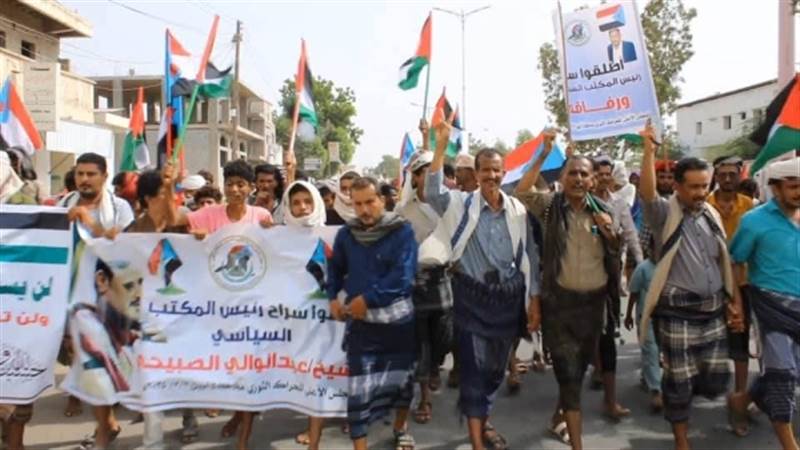 زنجبار.. مظاهرة تطالب بفك الحصار عن غزة والإفراج عن عبدالولي الصبيحي