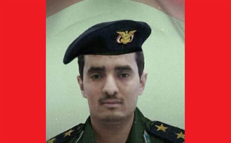 نهاية مفاجئة لقيادي حوثي أثناء ملاحقة الباعة المتجولين