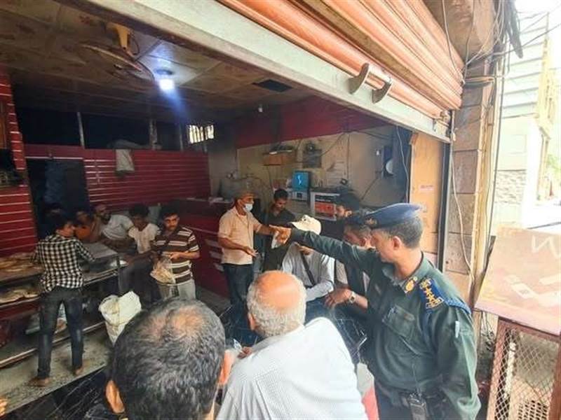 بعد اعتداء على لجنة رقابية.. الأمن يلاحق مدير مخبز ومتهم رئيسي في تعز