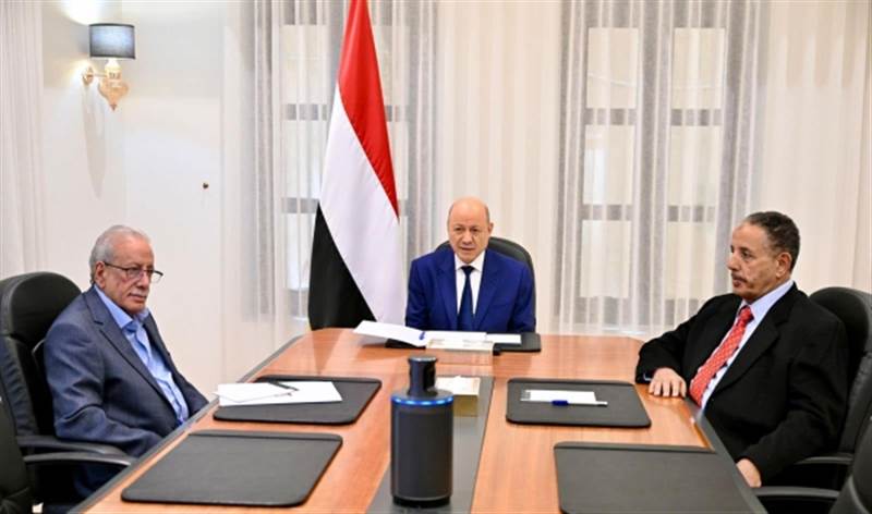العليمي يتعهد من جديد: حضرموت في قلب أولوياتنا وخطتنا شاملة للإصلاح والتنمية