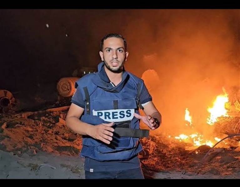 عاجل... استشهاد مراسلي الجزيرة أنس الشريف ومحمد قريقع في قصف إسرائيلي استهدف خيمة الصحفيين بمستشفى الشفاء