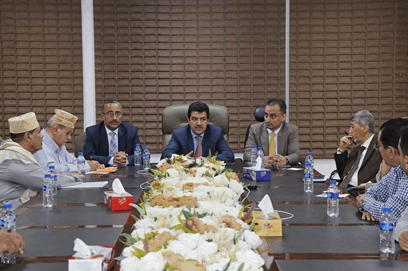 البنك المركزي في مواجهة المضاربة.. اتفاق مع القطاع التجاري لضبط الواردات وحماية العملة والأسعار
