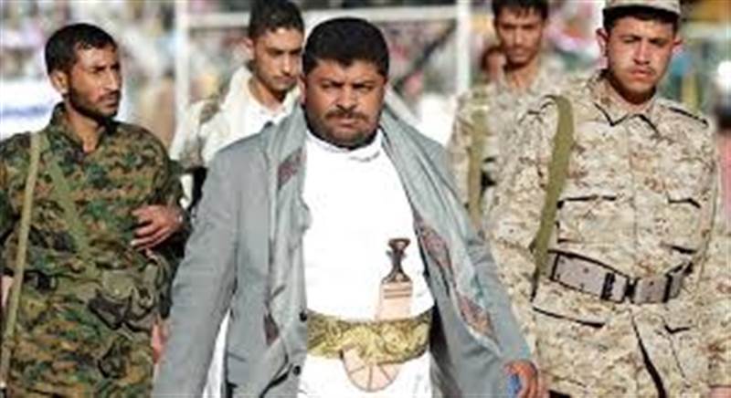 محمد علي الحوثي يهين مواطناً في صنعاء ويتركه يبكي قهراً وظلماً.. شاهد الفيديو