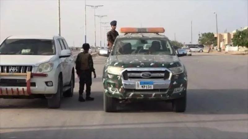 اعتقال رئيس الجالية الإثيوبية بالمهرة بتهمة قيادة شبكة تهريب مهاجرين