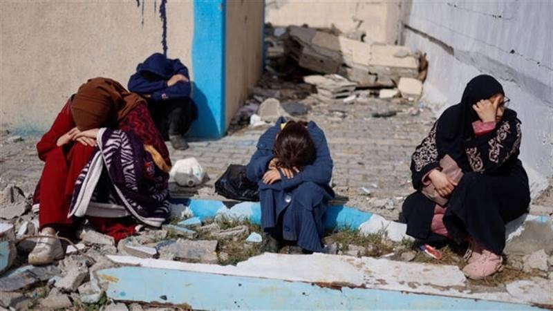 صرخة اليمنيات العالقات في غزة: حياة 17 امرأة و24 طفلاً مهددة وسط إبادة جماعية