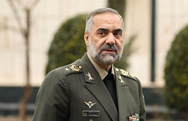 منها اليمن ..تصريح خطير لوزير الدفاع الإيراني: أنشأنا مصانع سلاح في دول عدة وسنكشف عنها( فيديو )