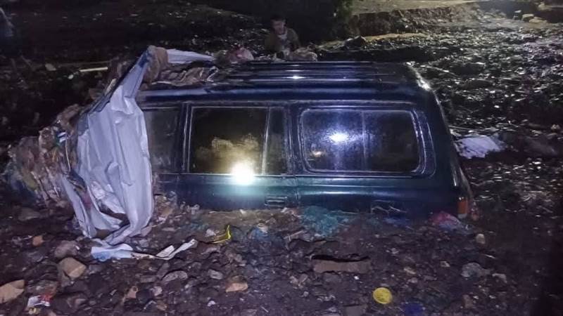 شاهد بالصور كيف تحولت أمطار جبل حبشي إلى مأساة قتلى ومفقودين وخسائر فادحة