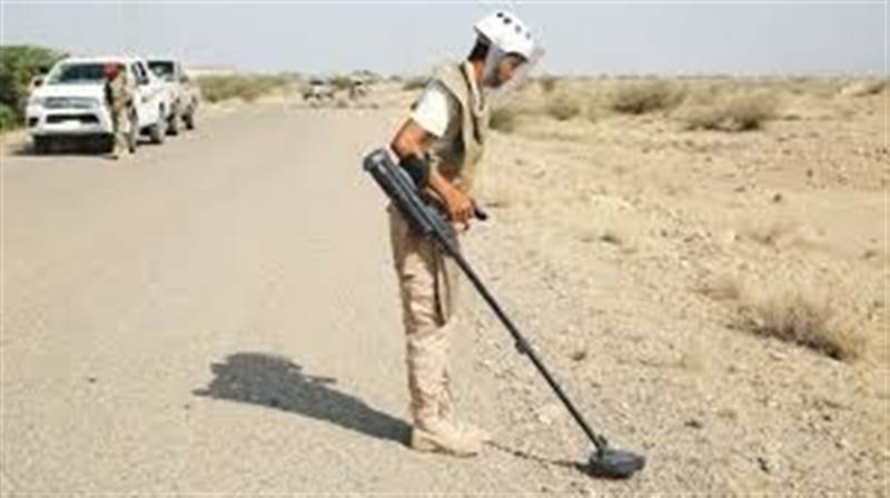 مقتل وإصابة 10 اشخاص بانفجار لغم حوثي في محافظة الجوف