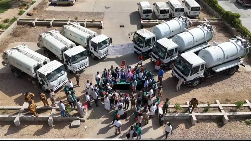 مأرب: بتمويل مركز الملك سلمان افتتاح محطة إسعافية لمعاجلة مياه الصرف الصحي وتسليم شاحنات لصندوق نظافة ( صور )