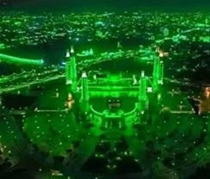"انتهاكًا صارخًا لمشاعر الأهالي"..لحوثيون أنفقوا مئات الملايين على ألعاب نارية للاستعراض وسط دماء قتلاهم