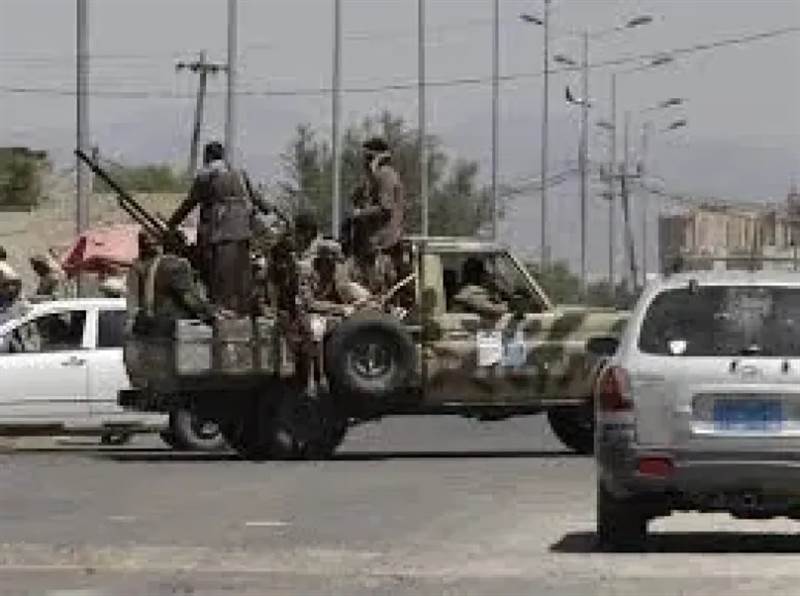 هل تستعد صنعاء لسيناريو أمني خطير؟ انتشار عسكري غير مسبوق للحوثيين في صنعاء يثير مخاوف السكان