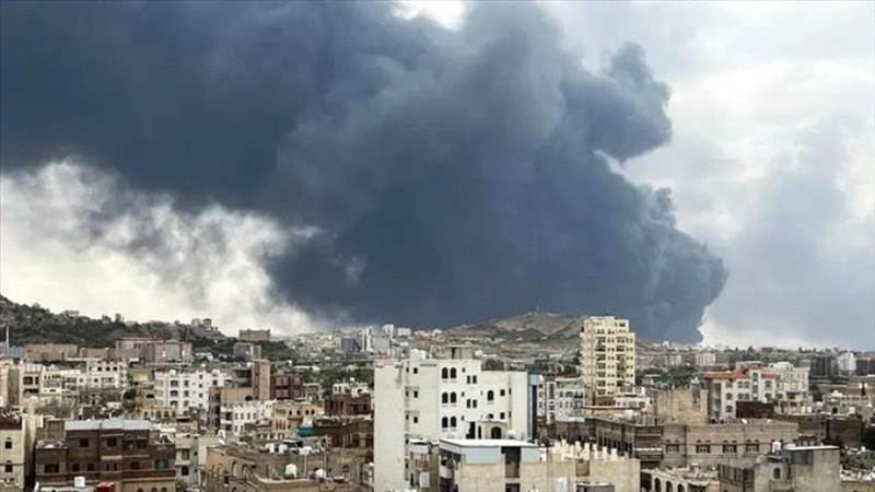 شاهد : غارات إسرائيلية عنيفة تهز صنعاء وتستهدف مقار عسكرية ومؤسسات حيوية للحوثيين ( المواقع والحصيلة الاولية )