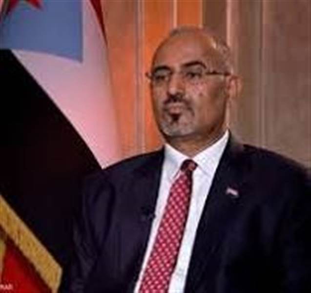 عاجل : انقلاب داخل الشرعية؟ الزبيدي يمارس صلاحيات الرئيس ويصدر قرارات تعيين نواب وزراء ووكلاء محافظات