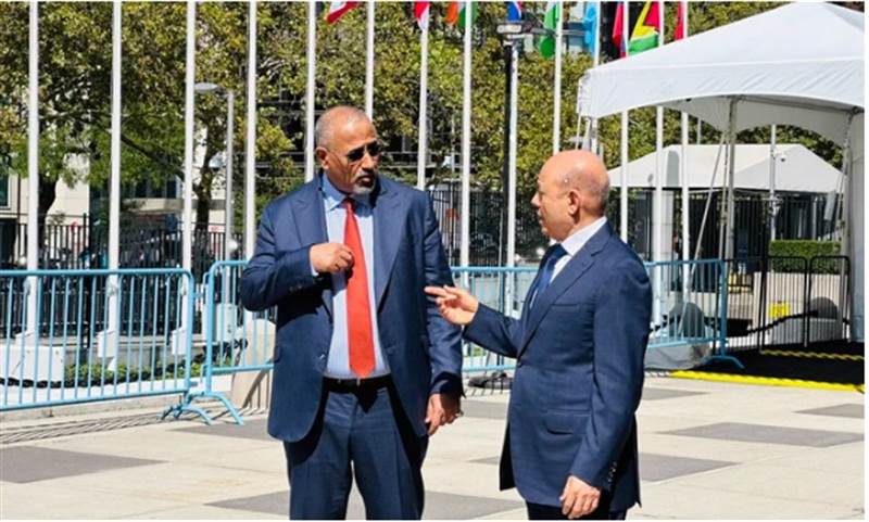 عاجل : تحركات متوازية.. الزبيدي يتوجه إلى أبوظبي والعليمي يغادر إلى الرياض وسط تصاعد أزمات اليمن