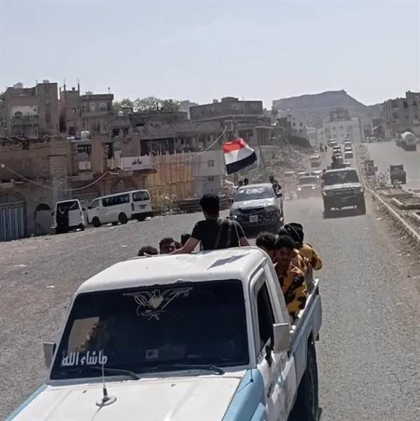 تطور جديد في قضية اغتيال "أفتهان المشهري".. أحد المتهمين يسلم نفسه لشرطة تعز بعد ضبط ثلاثة آخرين