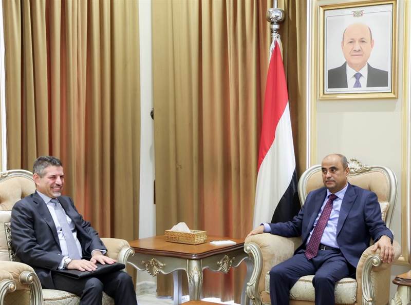 السفارة الأمريكية تكشف عن لقاء بين السفير فاجن ورئيس الوزراء بن بريك بالرياض