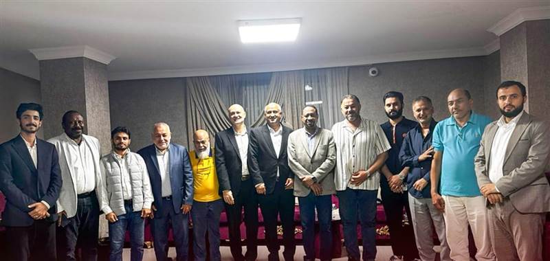 الجالية اليمنية في تركيا تحتضن لقاءً عربياً لتعزيز التعاون والوحدة