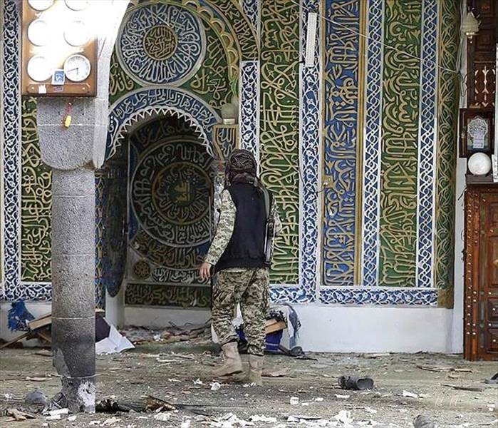 مسلحون حوثيون يقتحمون مسجداً بصنعاء أثناء صلاة المغرب