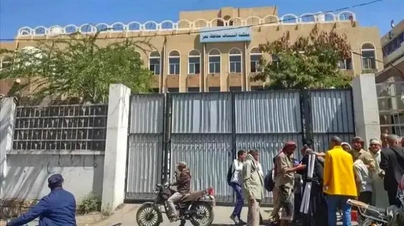 بعد جرائم هزّت الرأي العام.. السلطات في تعز تشدد قبضتها الأمنية وتنفذ حكماً بالإعدام