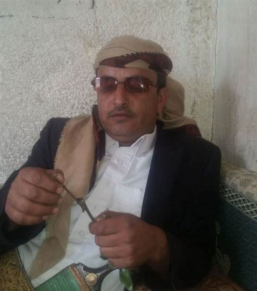 بسبب الفيسبوك.. قيادي حوثي يختطف مواطناً من داخل مسجد في عمران