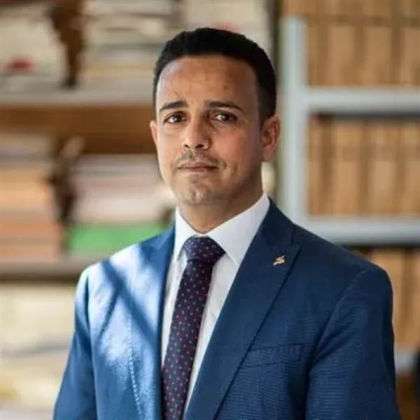 Gazze’de insani bir kahramandı, şimdi Husilerin hapishanesinde suçlu… İsrail’in sınır dışı ettiği Yemenli çalışanı Husiler tutukladı!