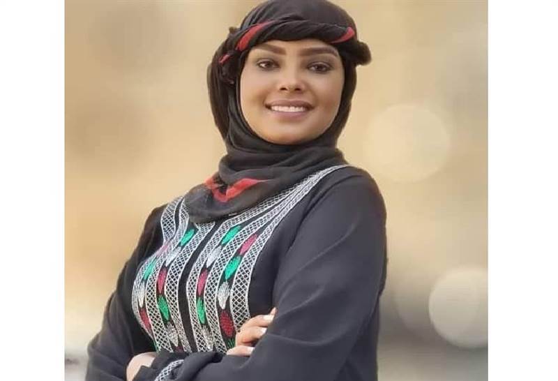بعد 5 سنوات من الاعتقال.. الحوثيون يفرجون عن عارضة الأزياء اليمنية انتصار الحمادي