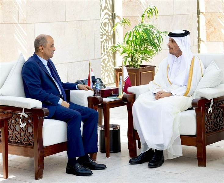 Yemen Başbakanı, Mısır ve Katar Başbakanlarıyla İş Birliği ve Ekonomik Reformları Görüştü