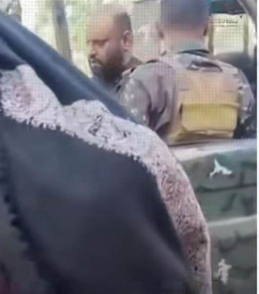 عملية نوعية في تعز.. الأمن يلقي القبض على المتهم الأول باغتيال الشاب جمال المفلحي