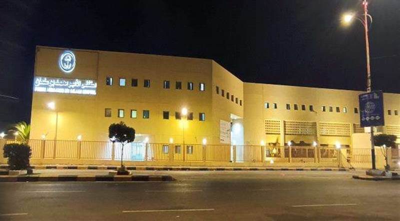 طاقم طبي يغادر مستشفى الأمير سلمان بعد توجيهات عاجلة.. غموض يلف القرار المفاجئ في عدن