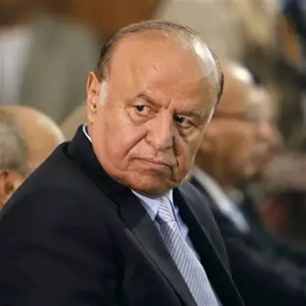 صحفي : شبه إجماع داخلي وخارجي: مرحلة مجلس القيادة تقترب من نهايتها فهل يعود عبدربه للمشهد من جديد؟