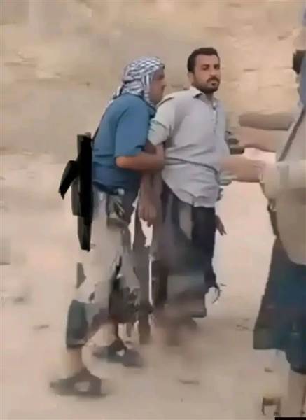 حين تغيب الدولة : إعدام عرفي موثق لشاب سلمته أسرته بعد اتهامه بجريمة قتل