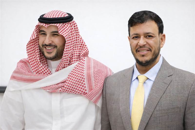 العليمي: رسالة وزير الدفاع السعودي عكست بوضوح ثبات موقف المملكة وحرصها على أمن اليمن واستقرار