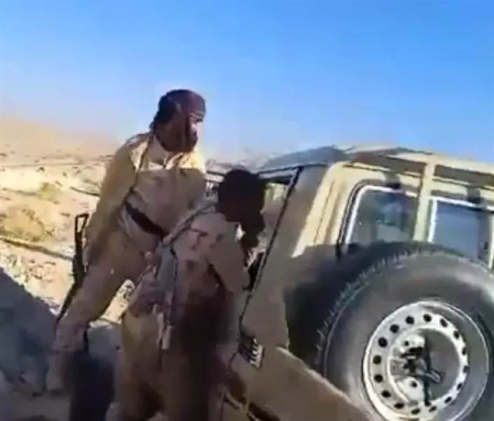 فيديوهات صادمة توثق انتهاكات جسيمة لمليشيات الانتقالي بحق أسرى حضارم بعد الغدر باتفاق المسيلة