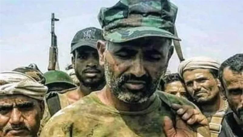 صحفي انتقالي : يلمّح لهروب الزبيدي من السياسة إلى “الجبال”.. اعتراف بفشل مشروع الانتقالي