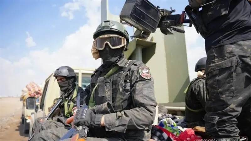 انتشار أمني لقوات درع الوطن في عدن بتوجيهات رئاسية لتعزيز الاستقرار وحماية مؤسسات الدولة