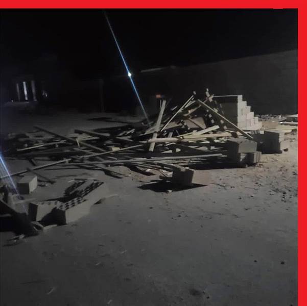 قوات الأمن في عتق تُزيل منصة فعالية لأنصار الانتقالي وتفرض انتشاراً مكثفاً