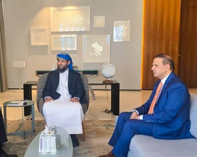 مسؤول مقرب من أبو زرعة يكشف عرضاً إعلامياً مغرياً للحديث عن أحداث عدن.. ويؤكد: التوقيت غير مناسب الآن