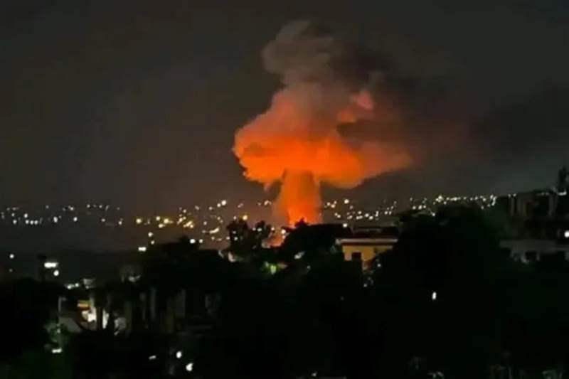 حرب مفتوحة تندلع بين دولتين مسلمتين ..تصعيد عسكري خطير.. باكستان تعلن “حربًا مفتوحة” وتقصف مواقع داخل أفغانستان